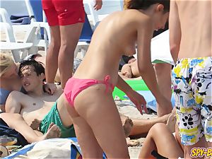 torrid phat titties bra-less first-timer teens swimsuit Beach voyeur